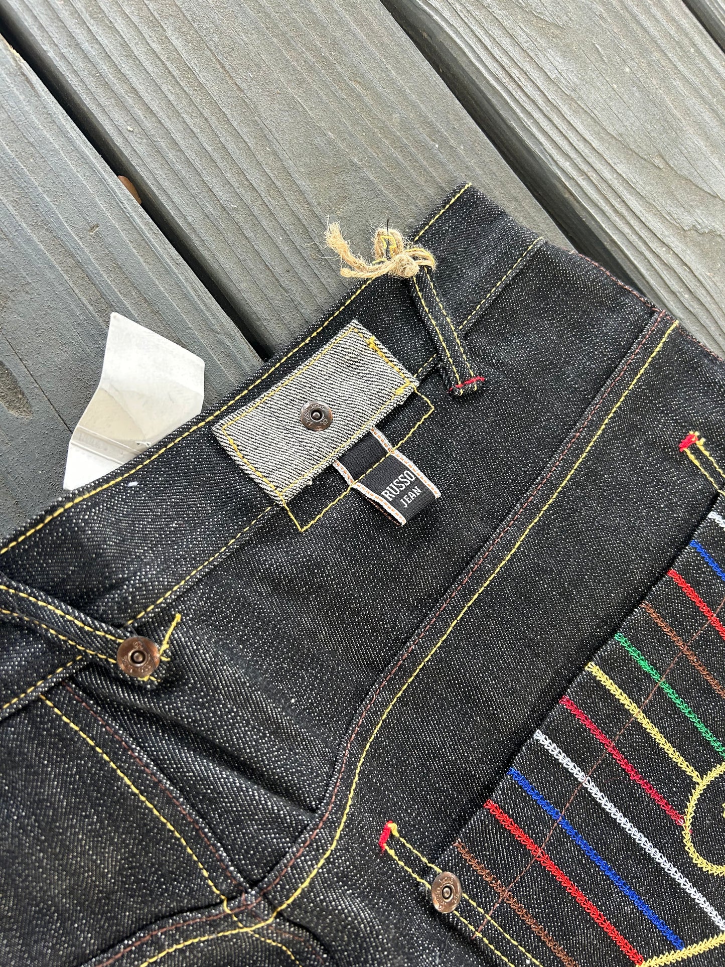 2000s Russo Jeans Deadstock Capri Denim Jorts (38)