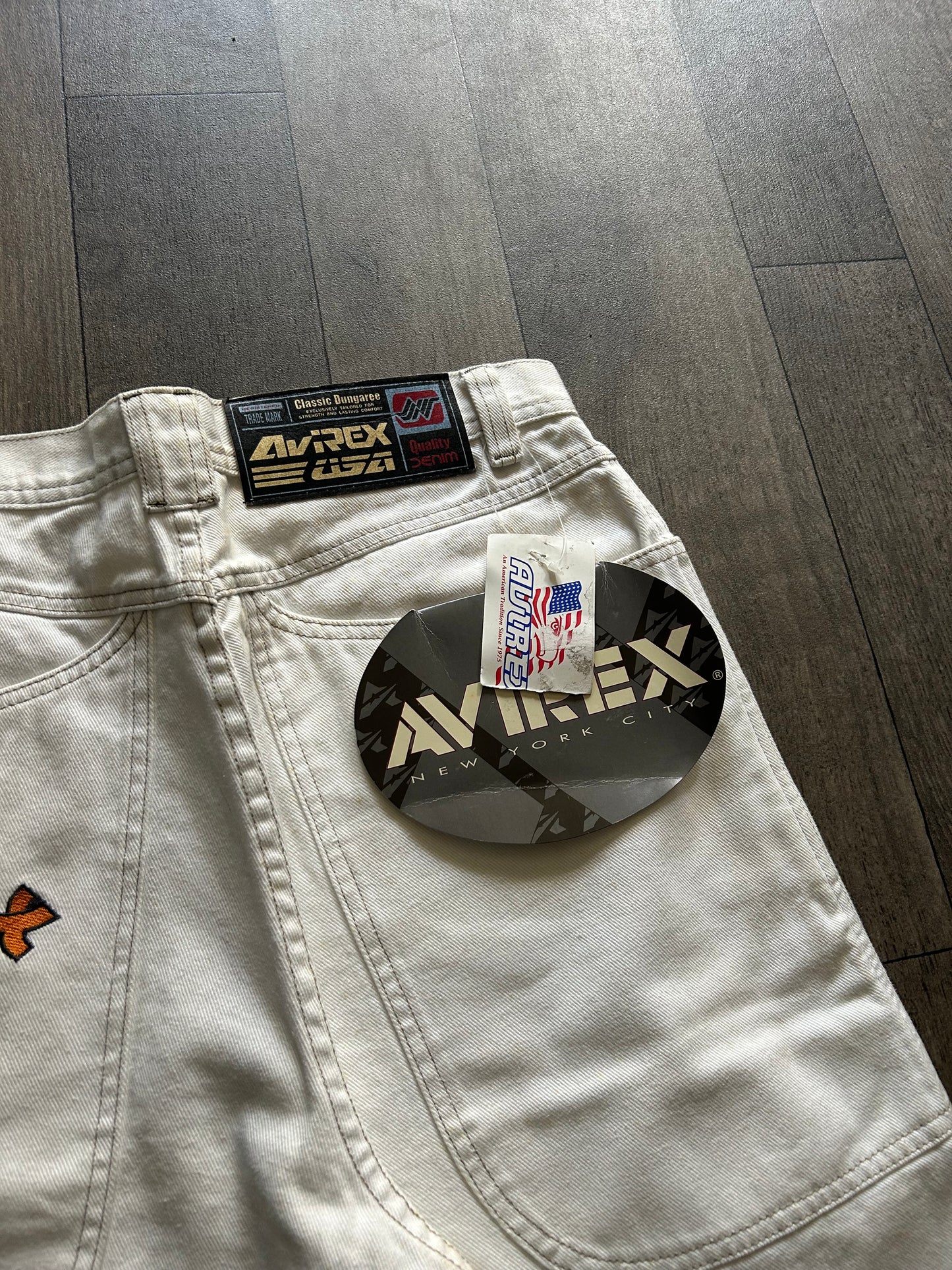 1997 Avirex New York Dragon Embroidery Denim Shorts
