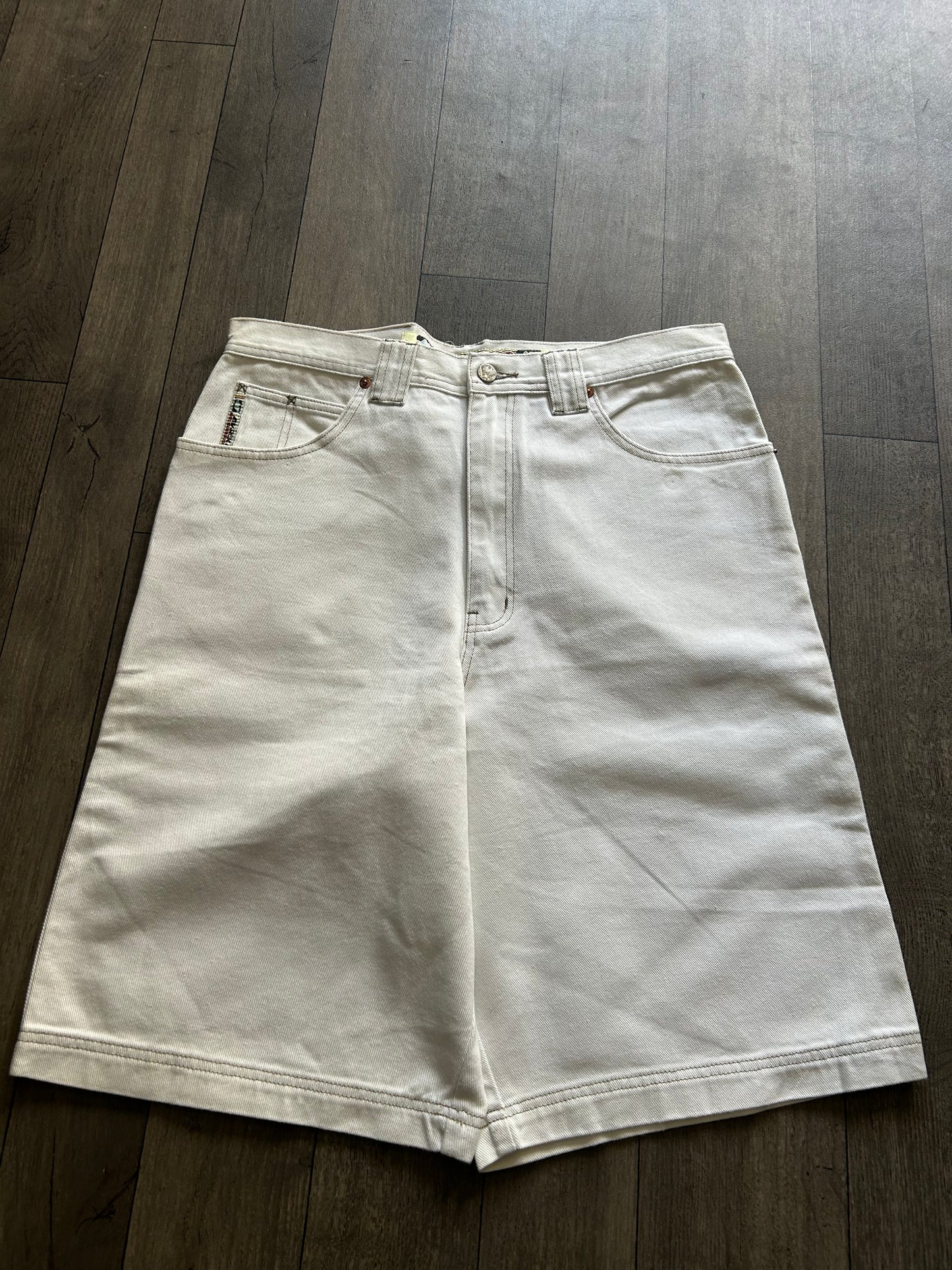 1997 Avirex New York Dragon Embroidery Denim Shorts