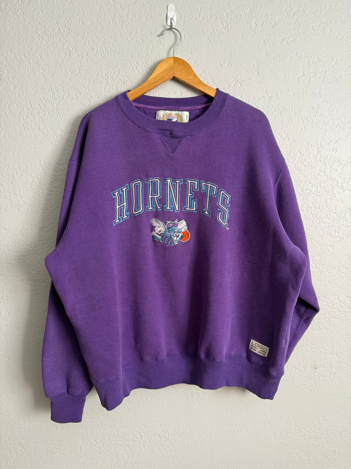 1990’s Charlotte Hornets NBA Crewneck (X-Large)