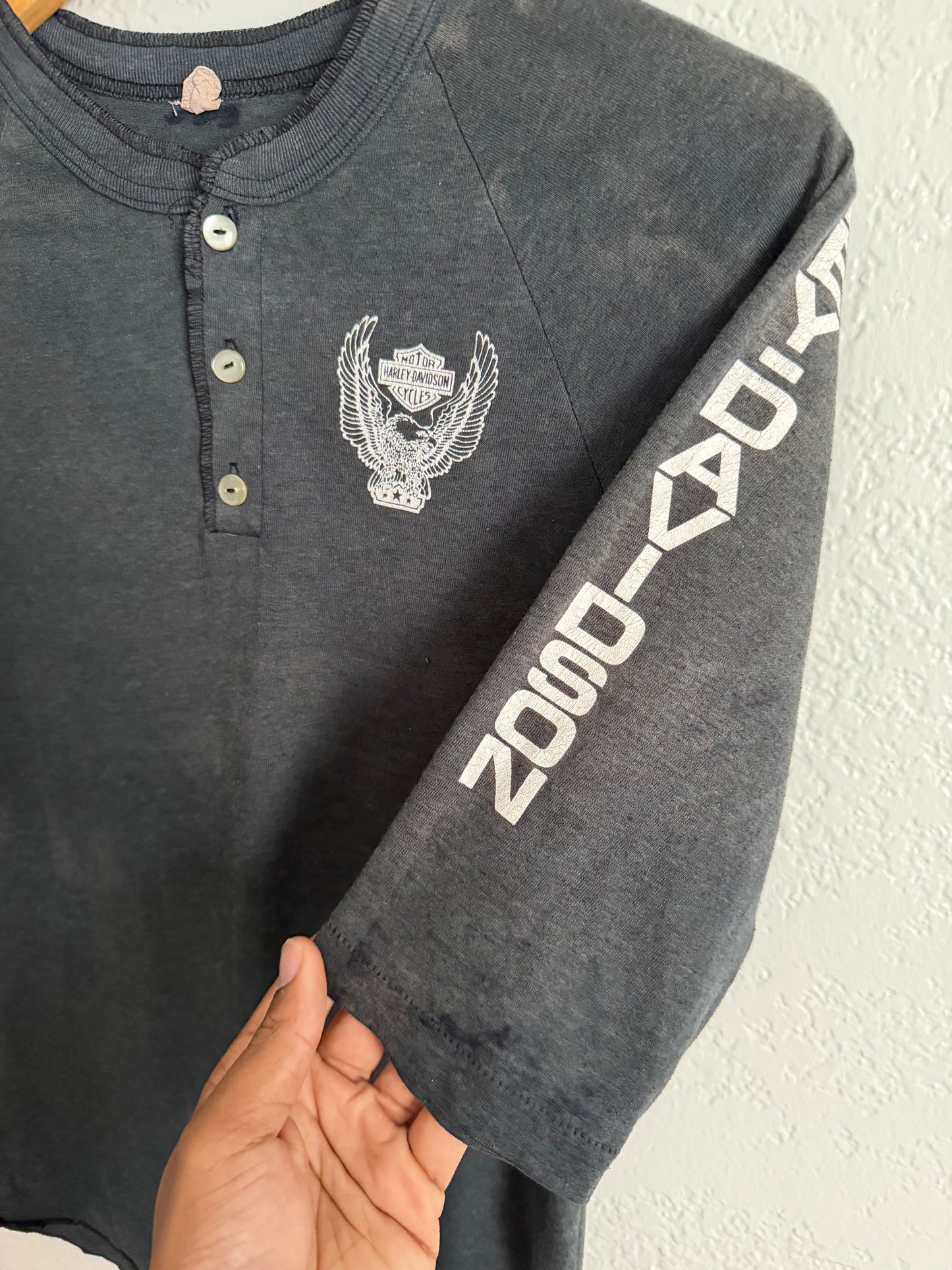 80’s Harley Davidson Ride Hard Die Free Henley (Small)
