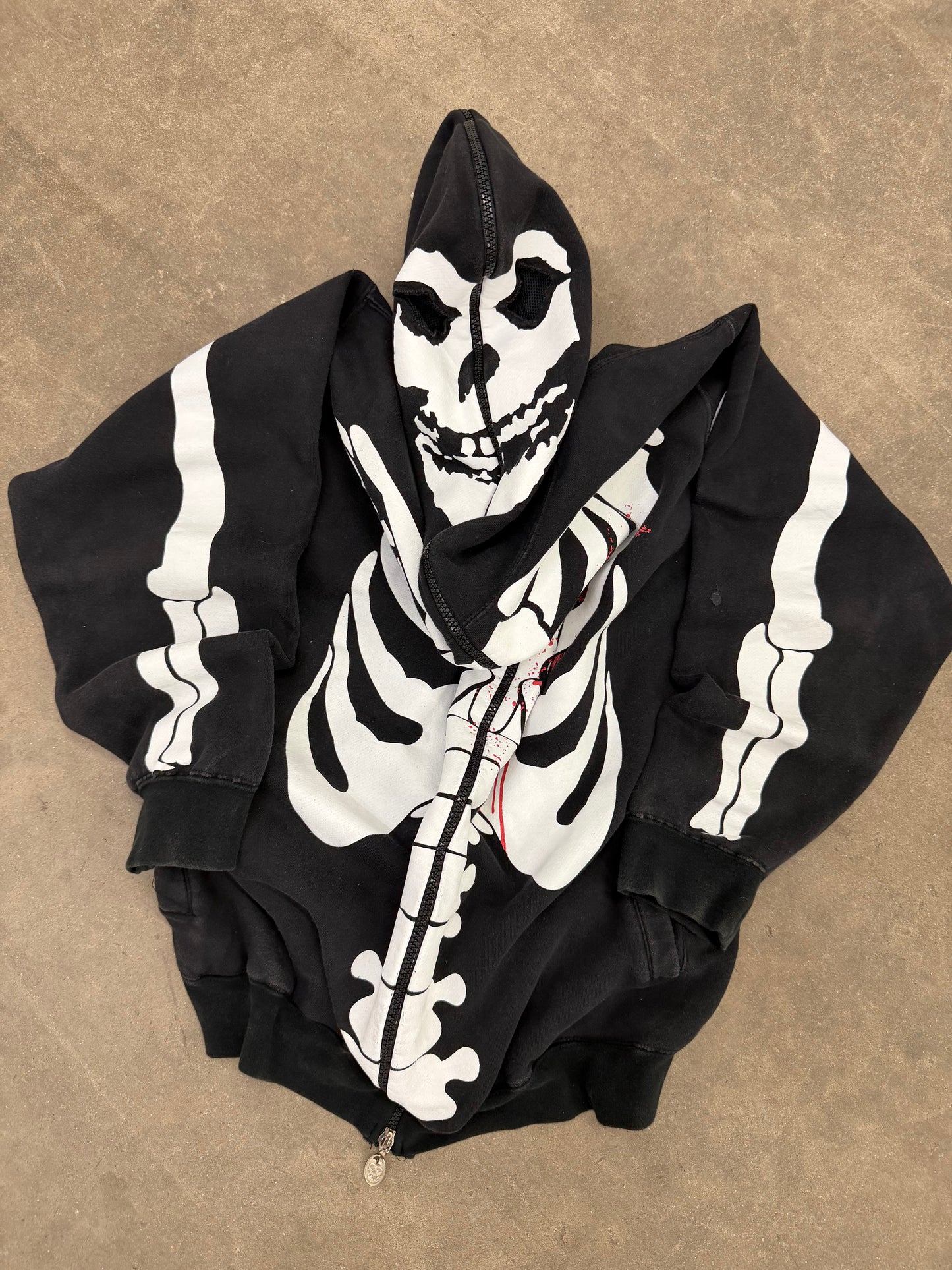 00s MisFits Grail Full Zip-Up Hoodie (Large)