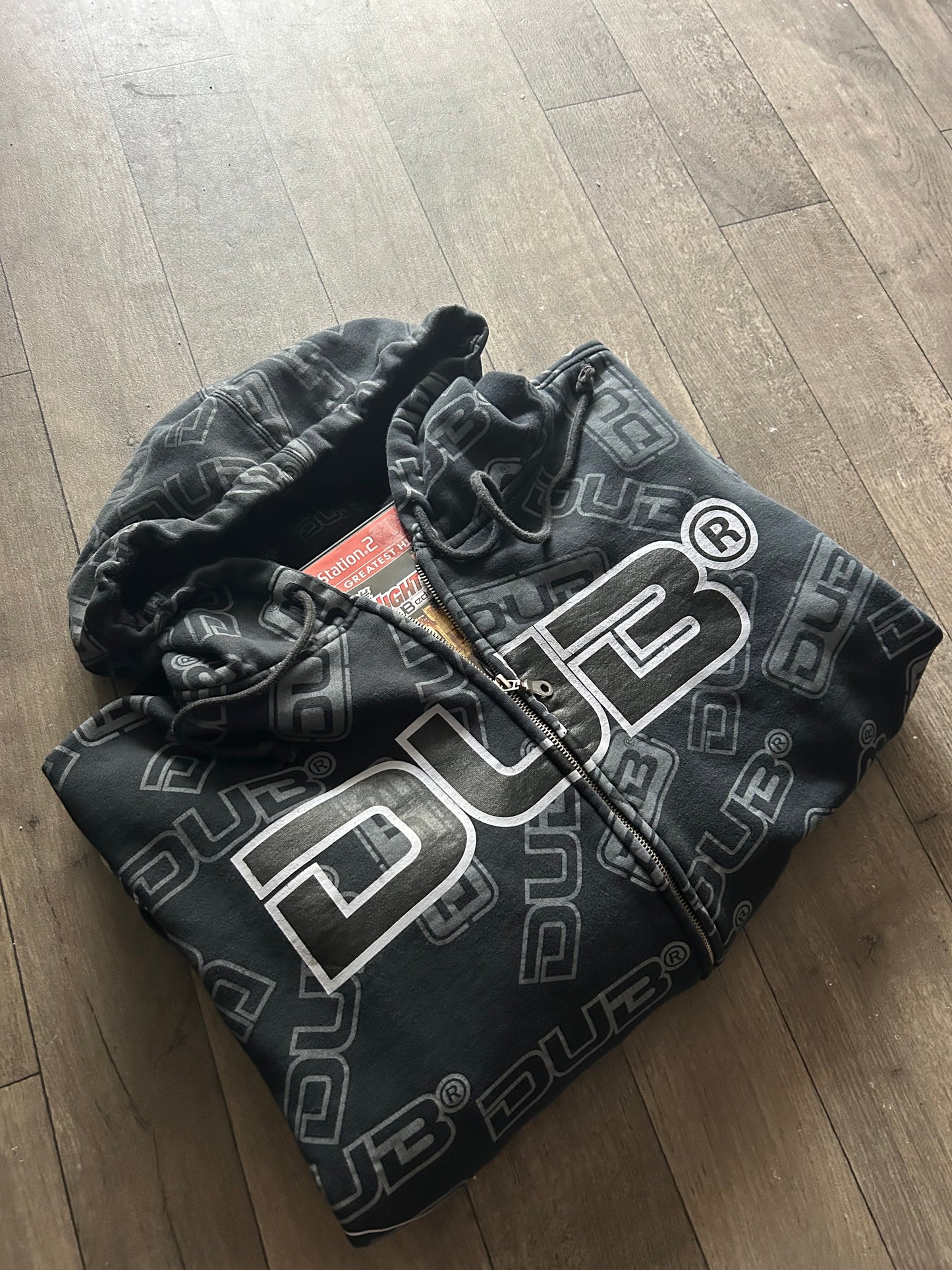2000’s Midnight Club DUB Edition PS2 Hoodie (XL)