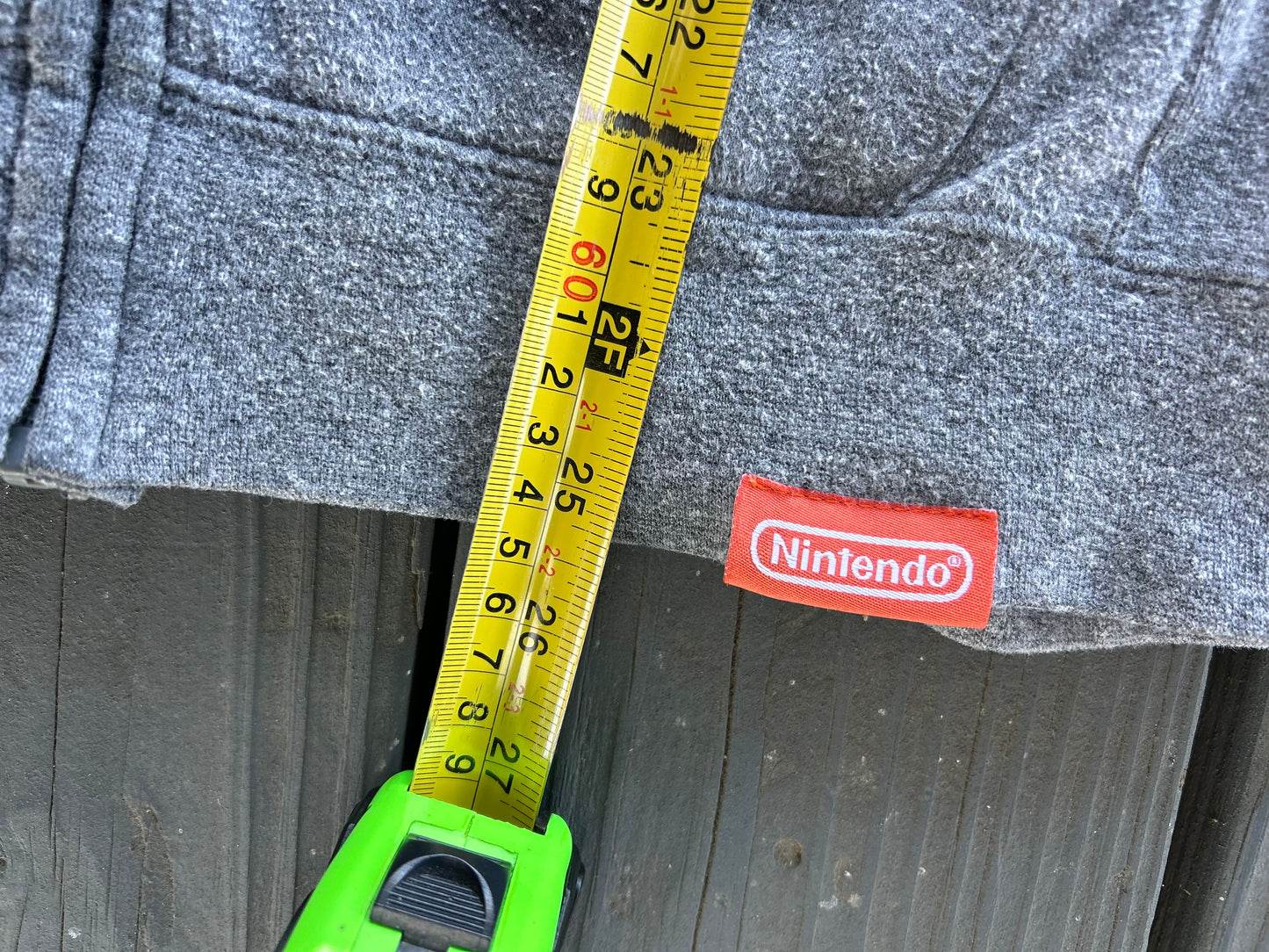 2006 Nintendo New York Mario DS Hoodie (Medium)