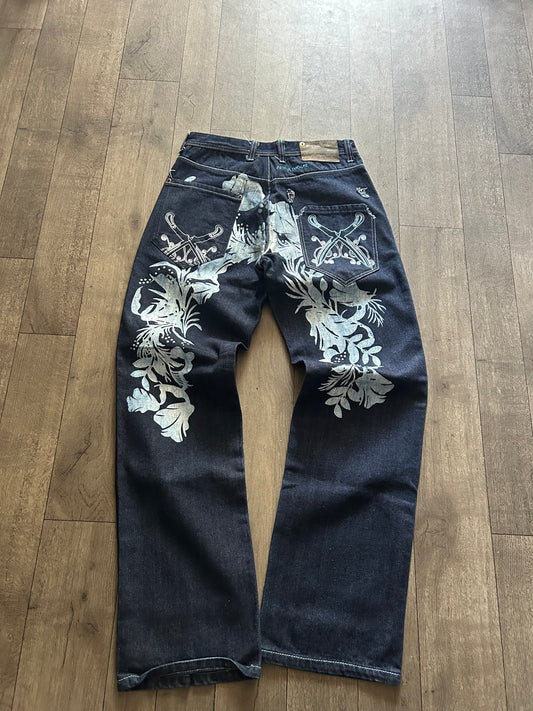 2000’s Artful Dodger Big Embroidery Logo Denim Jeans (size 32)